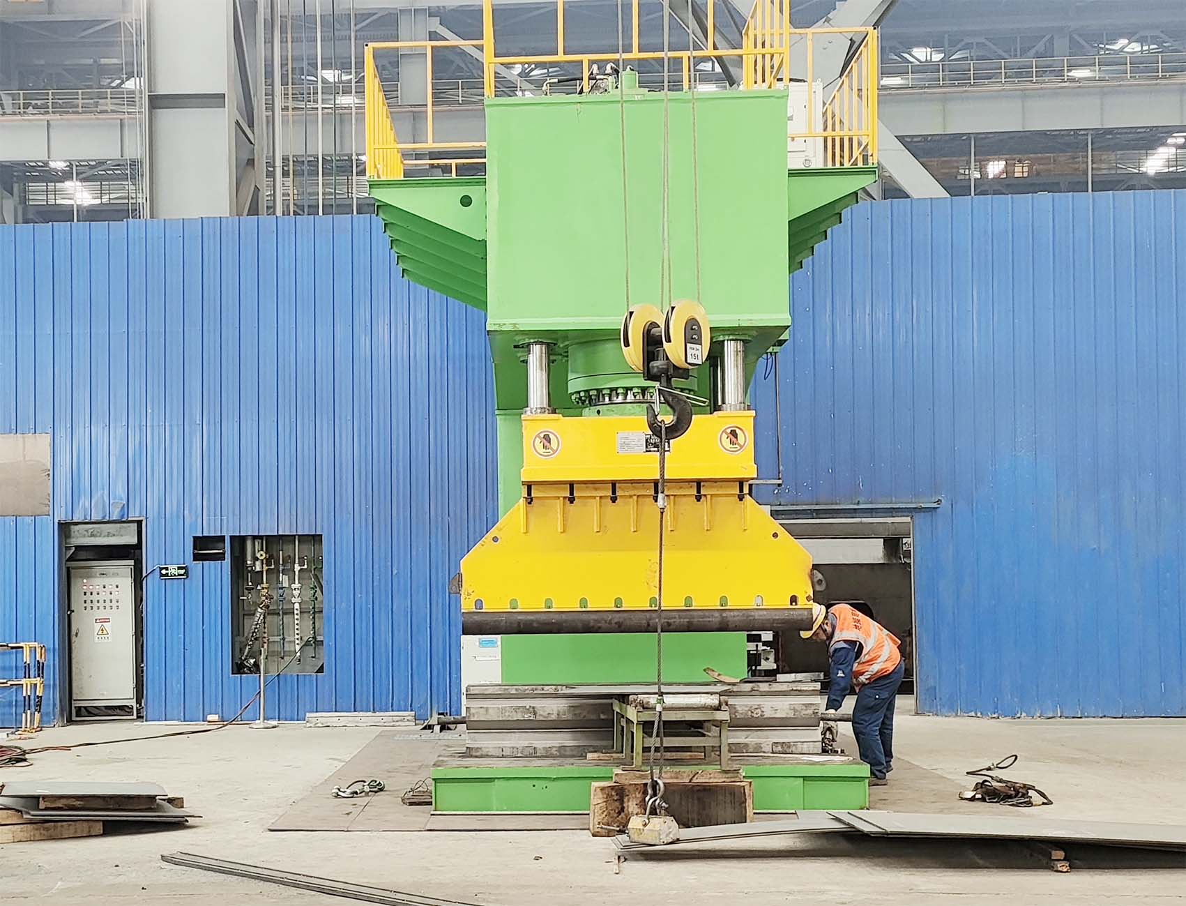 800T C-type press 